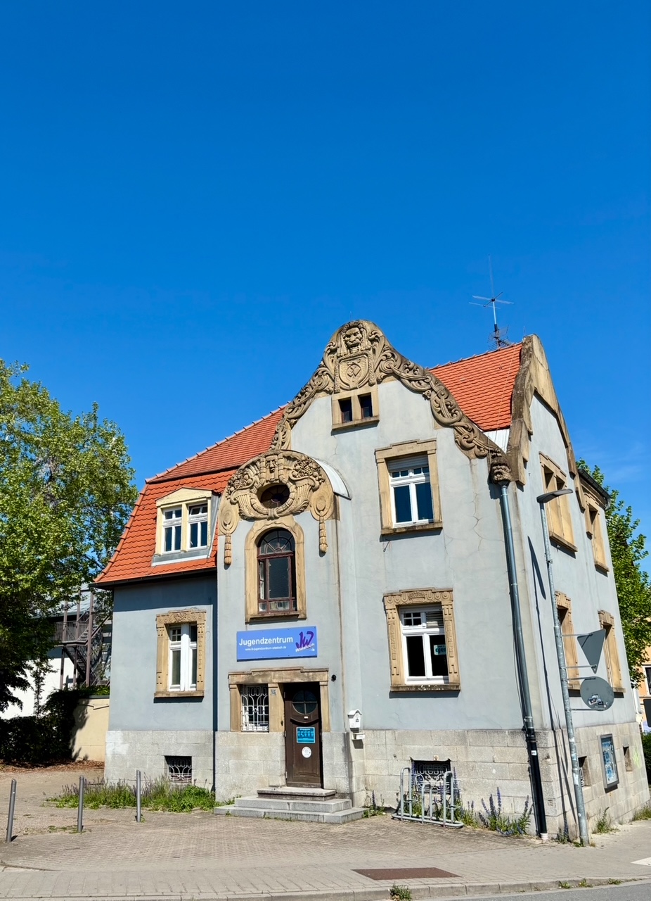 Keine Bildbeschreibung verfügbar