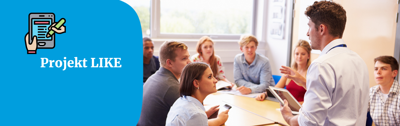 Auf dem Headerbild sieht man eine Gruppe von Menschen in einer Schulungssituation. Ein Dozent hat ein Tablet in der Hand. 