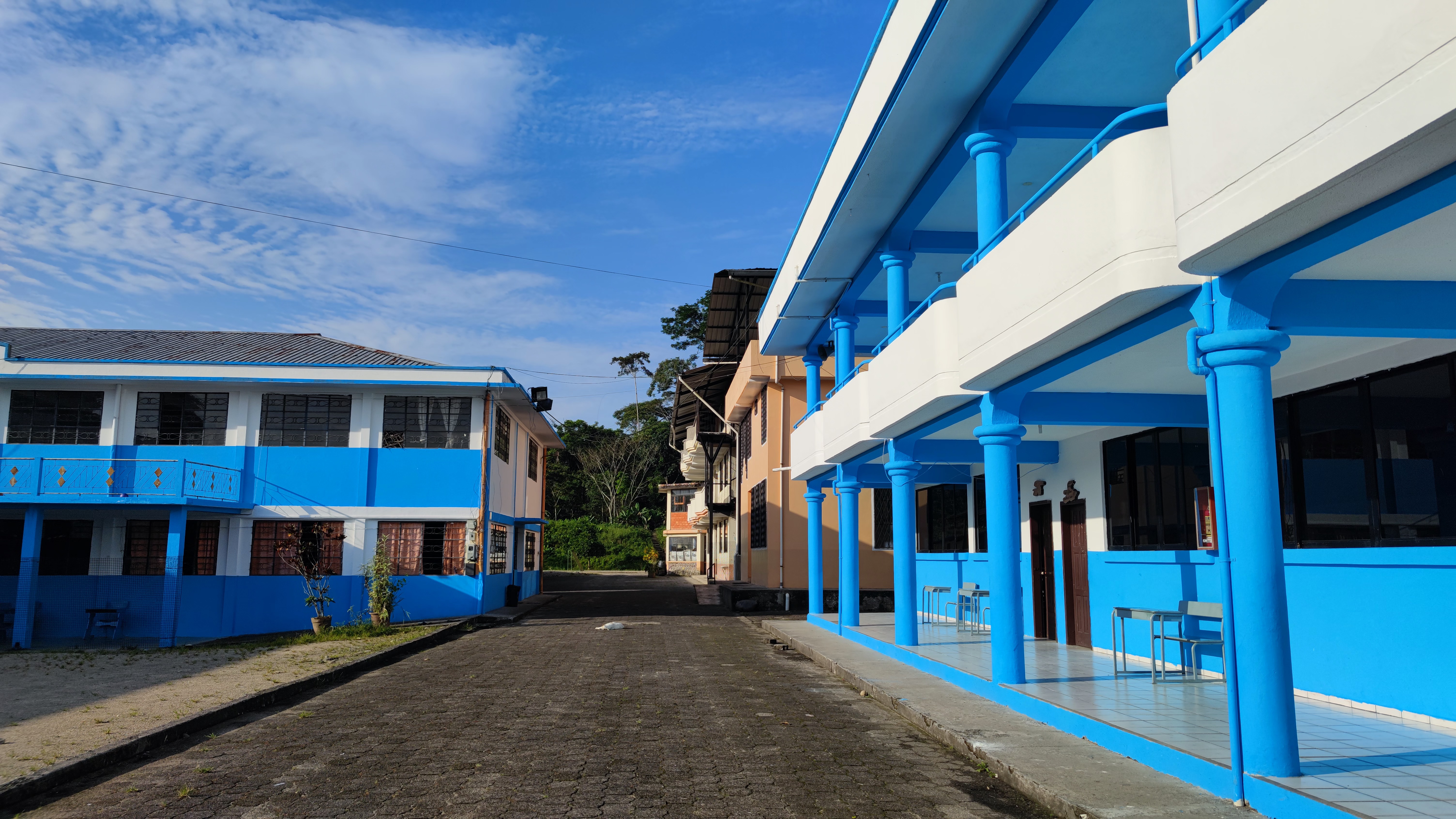 Pausenhof der Schule
