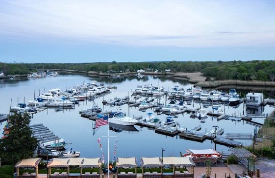 Hafen von Long Island