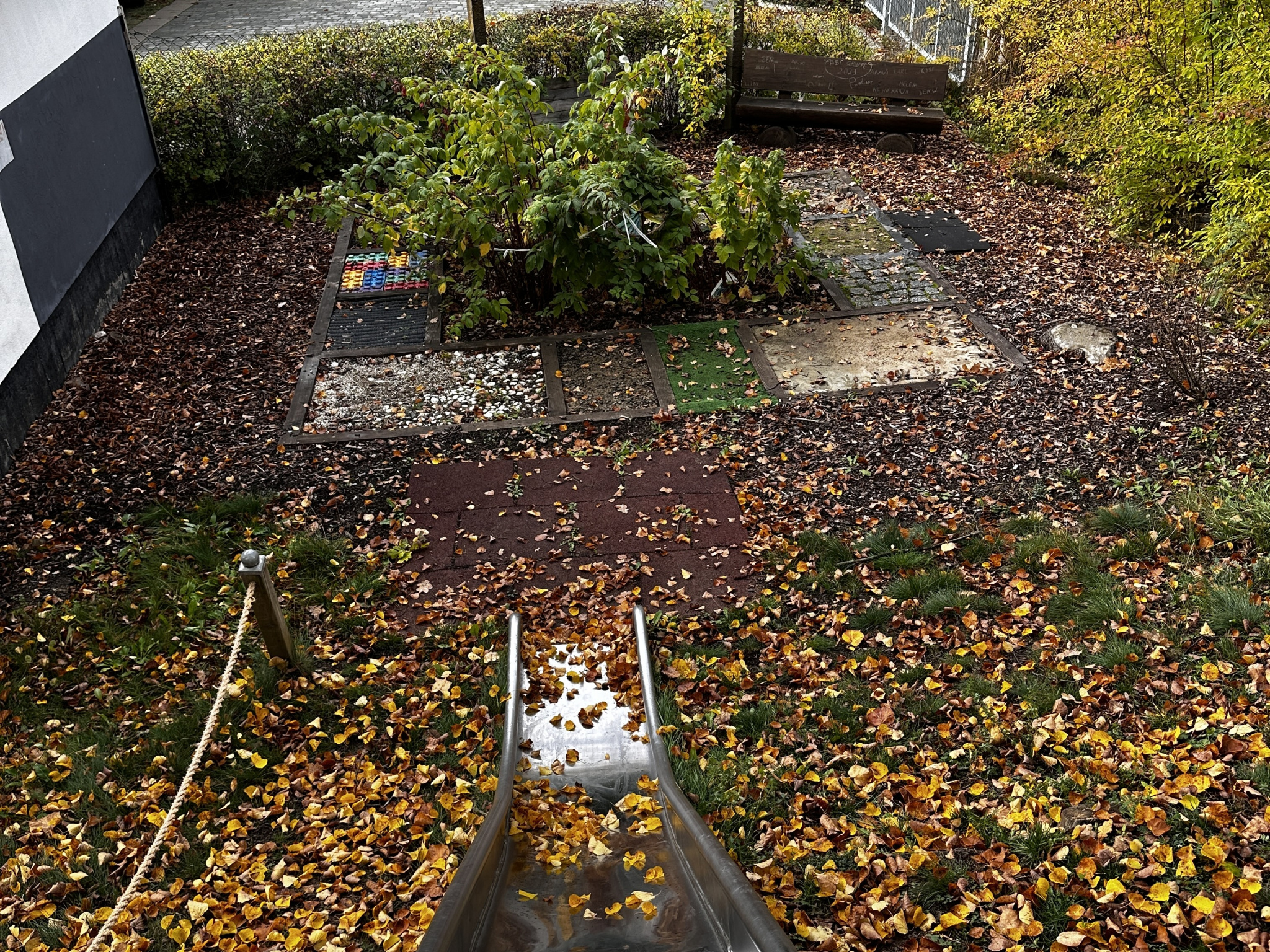 Keine Bildbeschreibung verfügbar